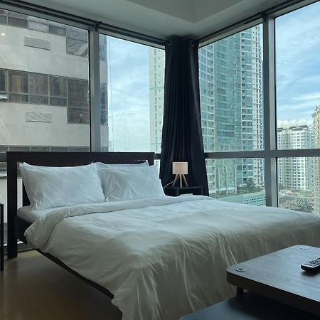 Prime Avant Bgc Location Apartments By Ph Staycation Manila Dış mekan fotoğraf