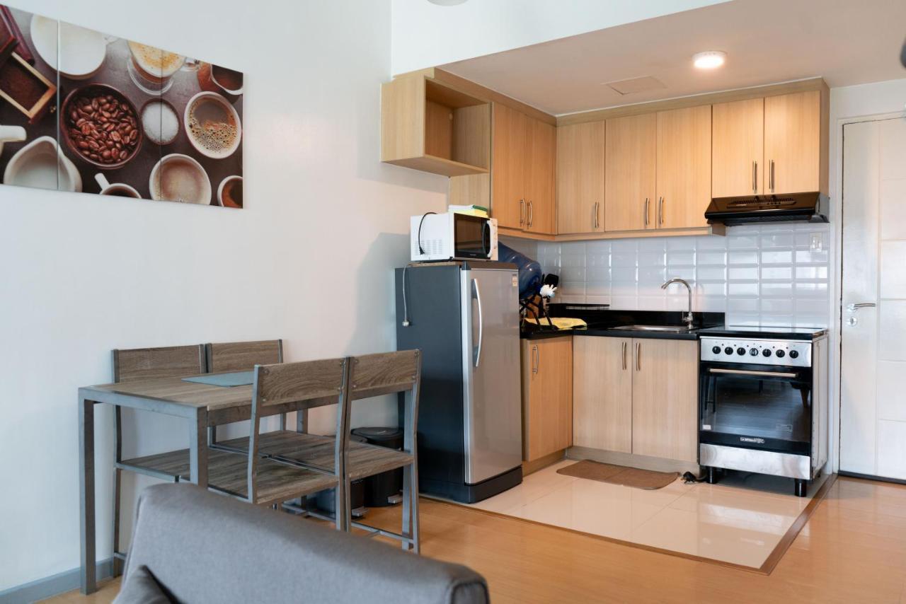 Prime Avant Bgc Location Apartments By Ph Staycation Manila Dış mekan fotoğraf
