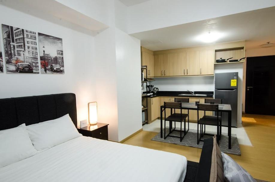 Prime Avant Bgc Location Apartments By Ph Staycation Manila Dış mekan fotoğraf