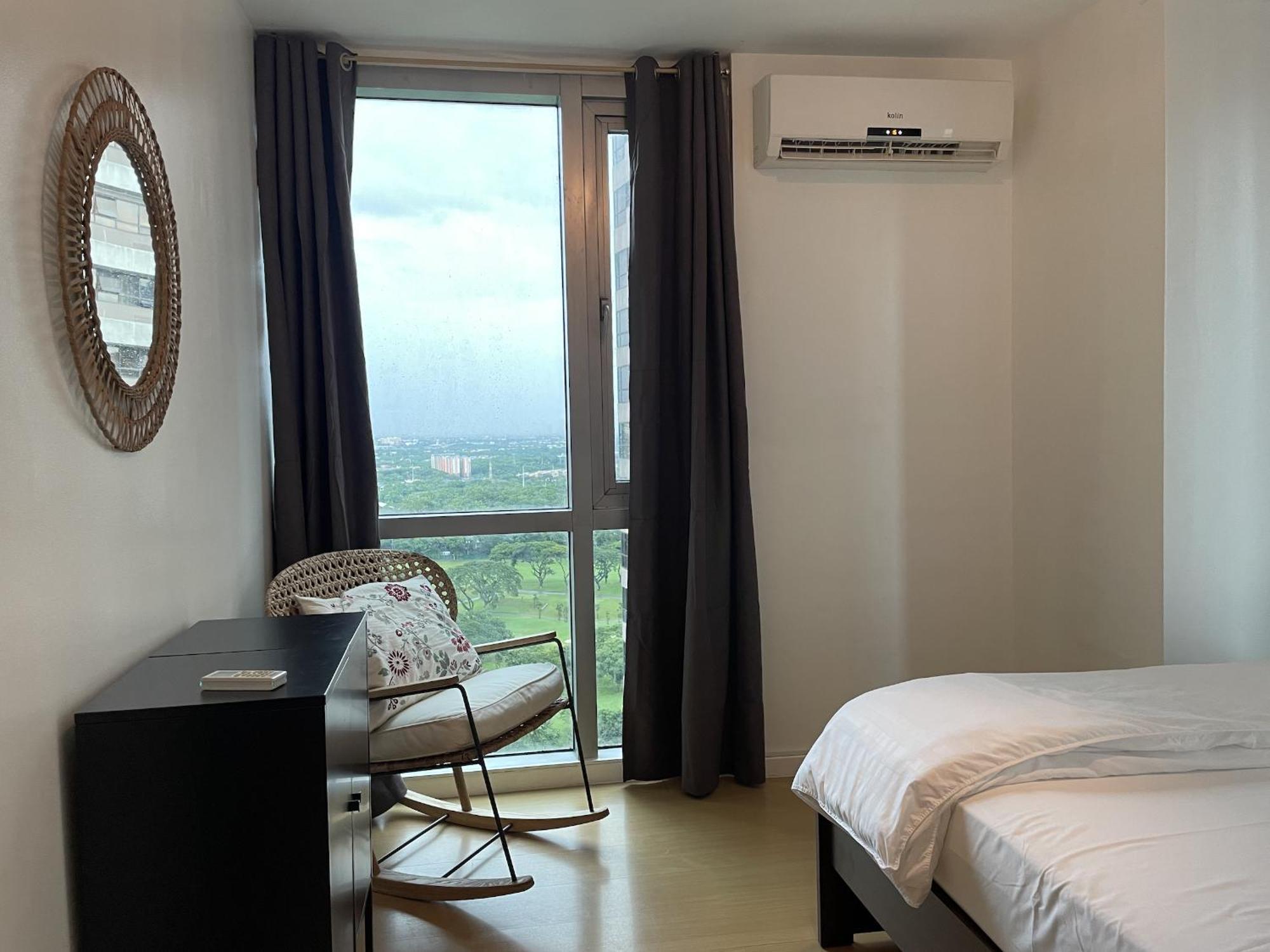 Prime Avant Bgc Location Apartments By Ph Staycation Manila Dış mekan fotoğraf