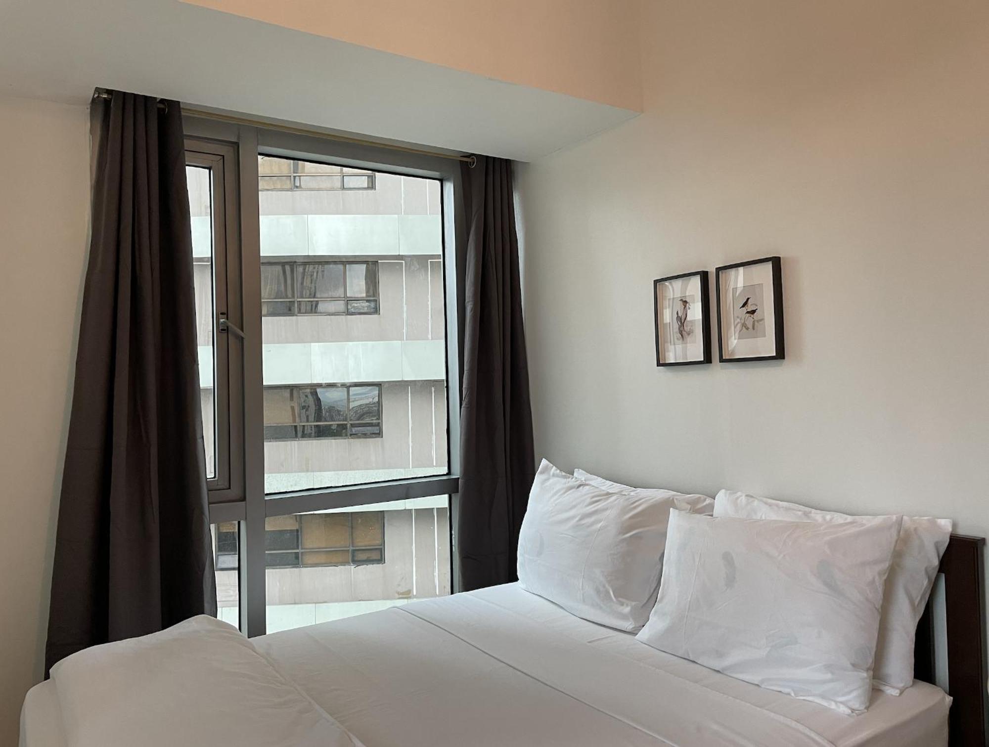 Prime Avant Bgc Location Apartments By Ph Staycation Manila Dış mekan fotoğraf