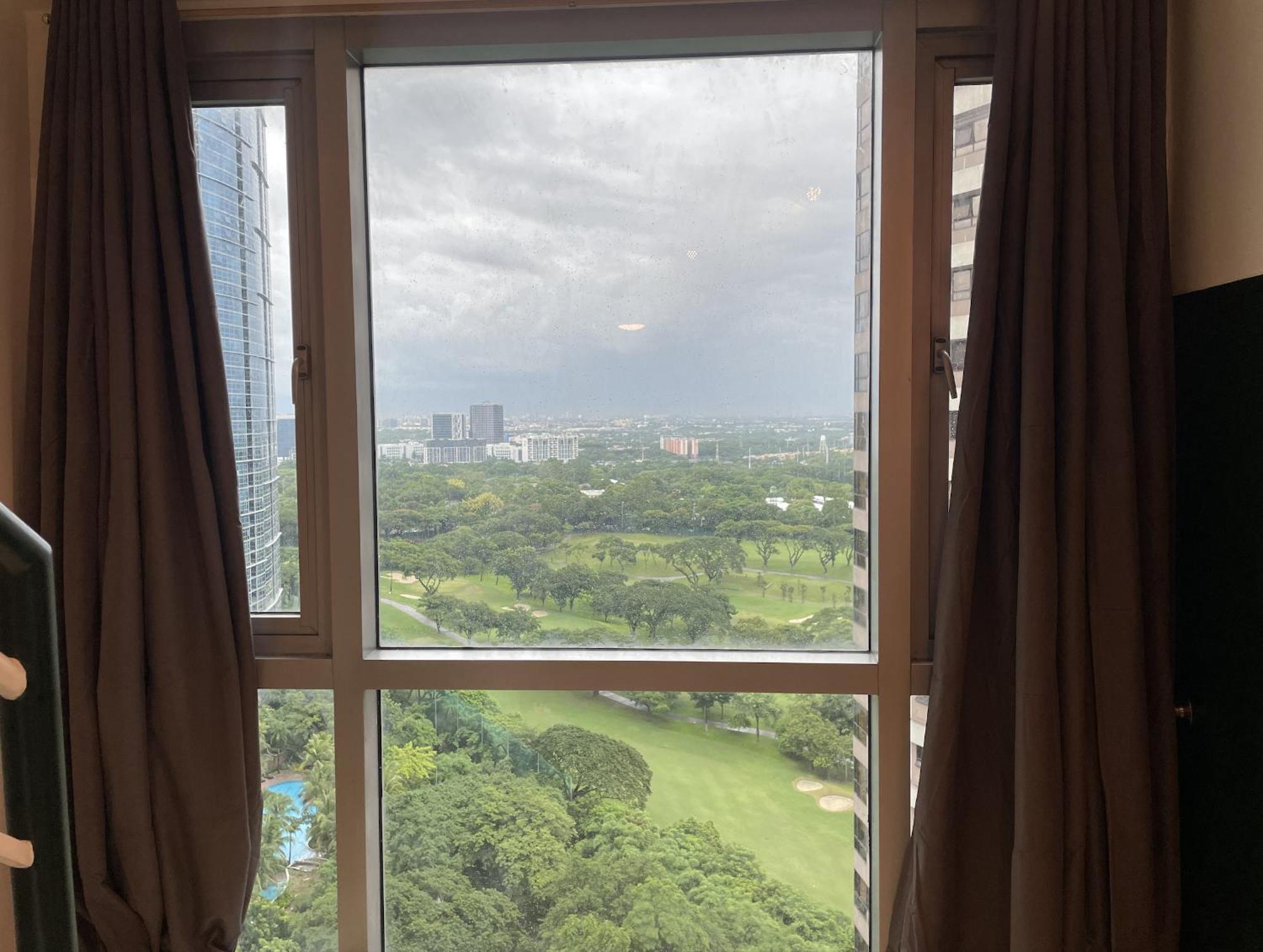 Prime Avant Bgc Location Apartments By Ph Staycation Manila Dış mekan fotoğraf