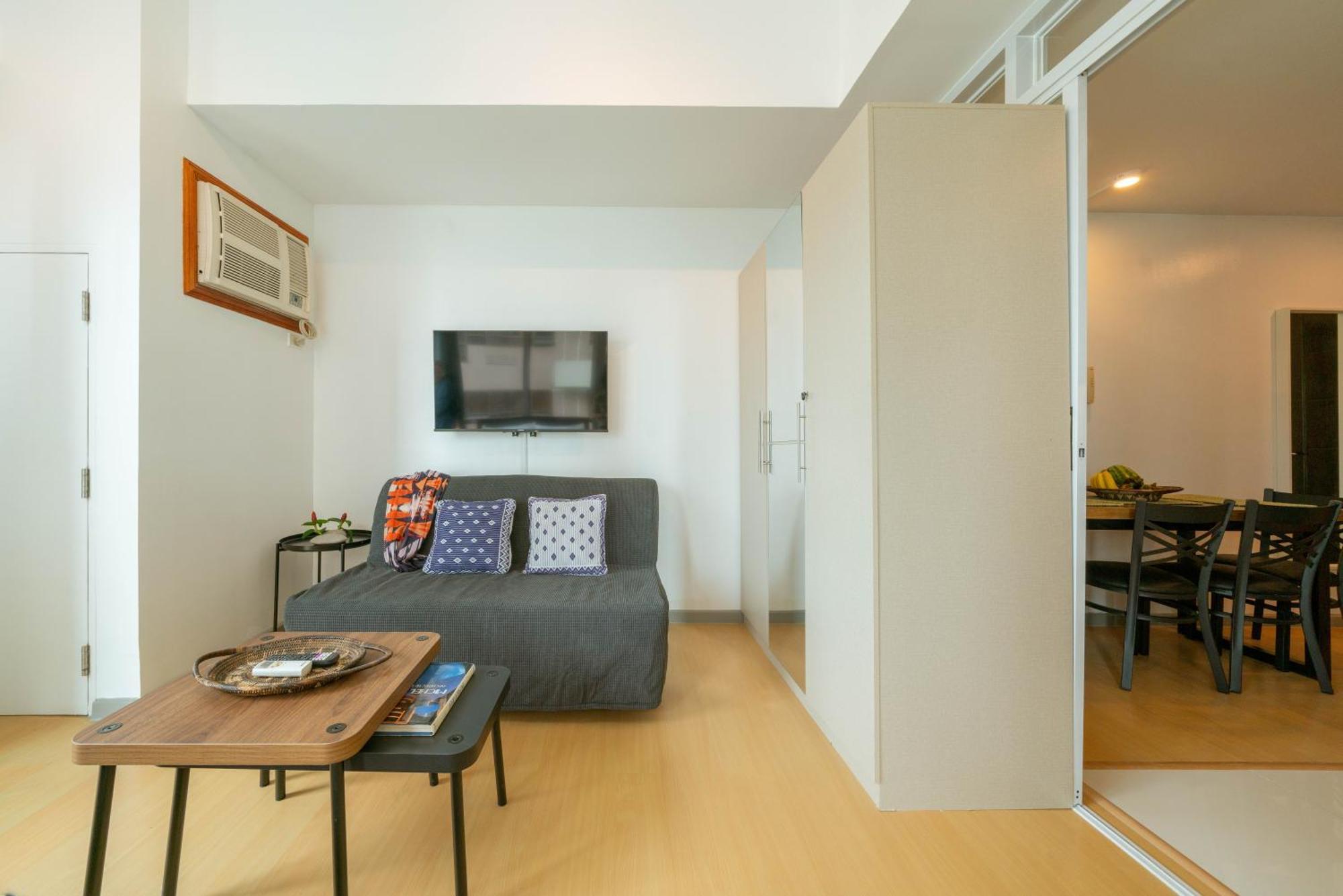 Prime Avant Bgc Location Apartments By Ph Staycation Manila Dış mekan fotoğraf