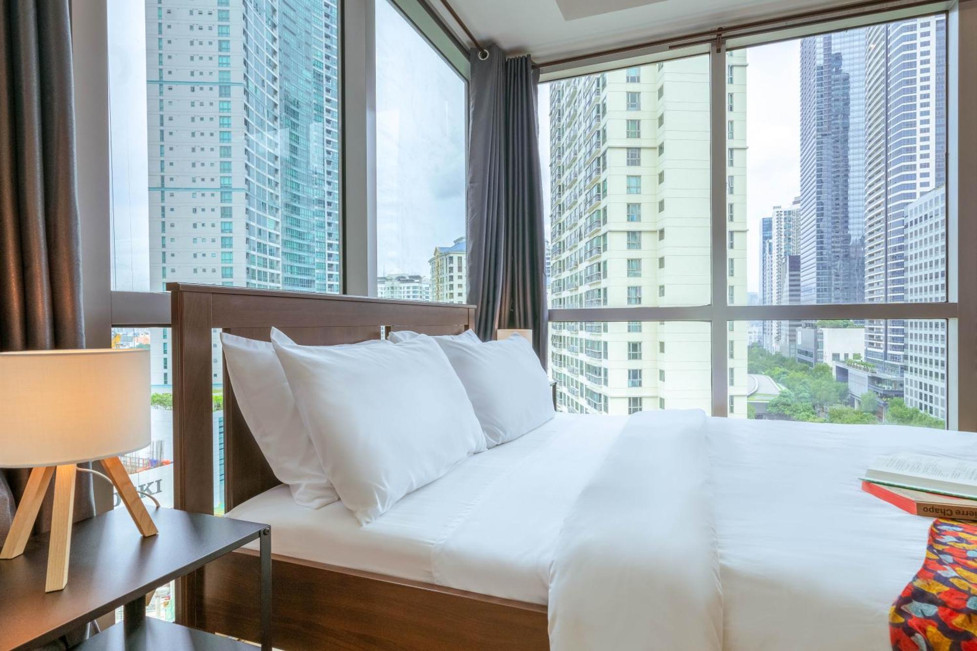 Prime Avant Bgc Location Apartments By Ph Staycation Manila Dış mekan fotoğraf