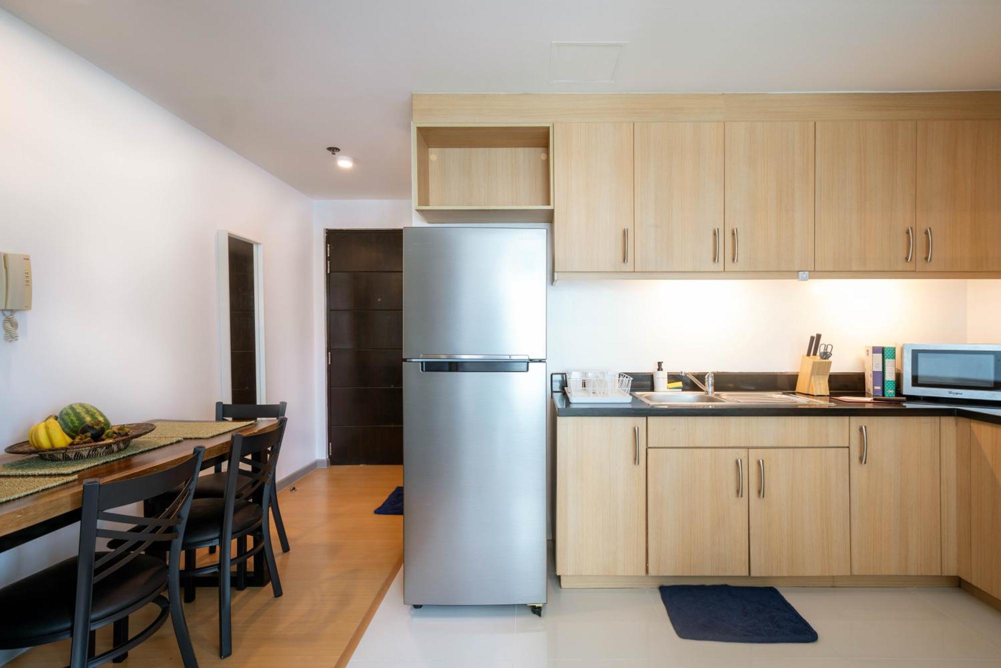 Prime Avant Bgc Location Apartments By Ph Staycation Manila Dış mekan fotoğraf